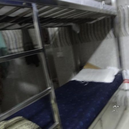 Aashiyana Dormitory Mumbai Exterior foto