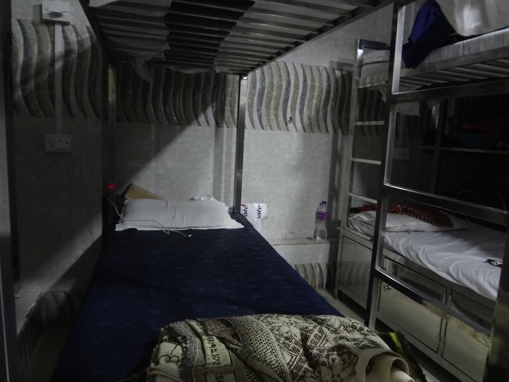 Aashiyana Dormitory Mumbai Exterior foto